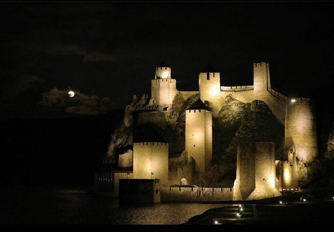 Apartmani "Marija" Golubac Exterior foto